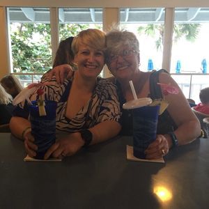 Meet your Posher, Pam